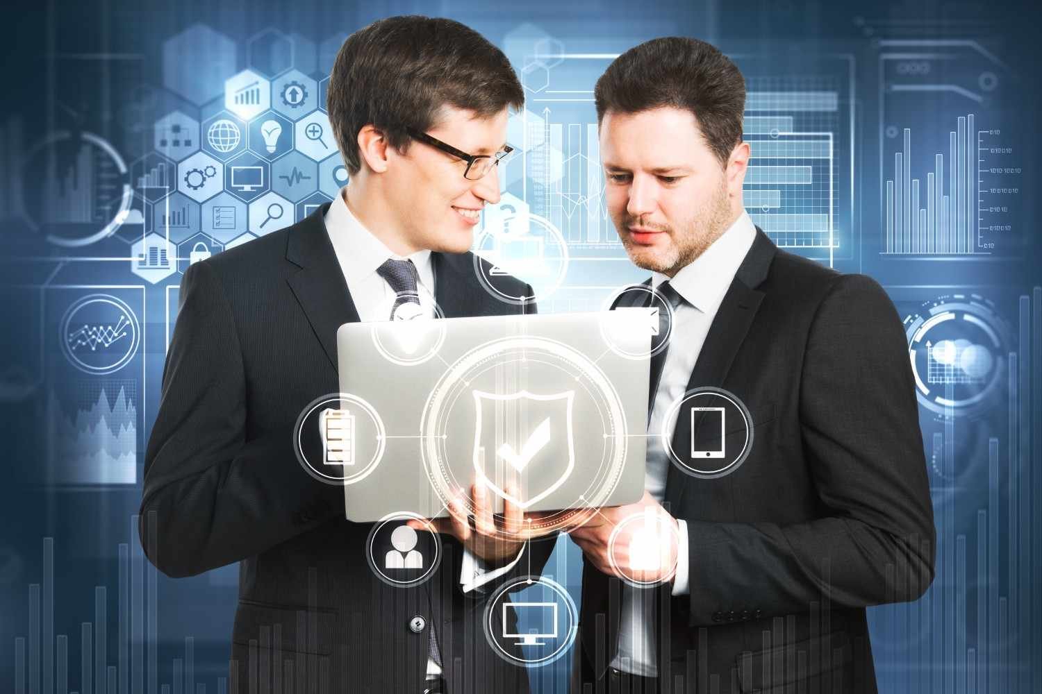 Learn how to protect customer data as a small business with easy, practical US‑focused cybersecurity tips including access control, training, and breach planning.